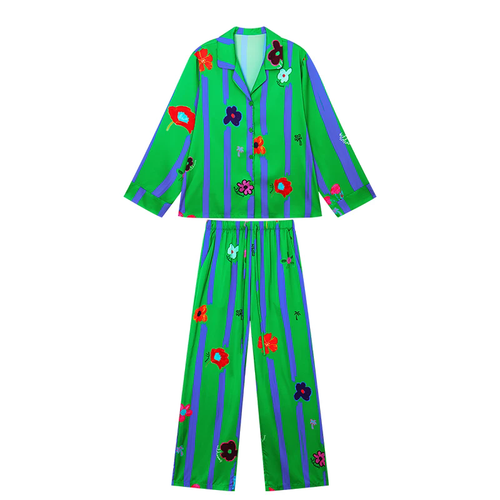 Floral Print Lounge Set for Women – Relaxed Fit Pajama Set
